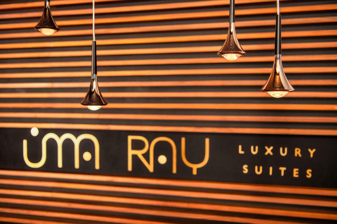 Uma Ray Suites Fira  Exterior photo